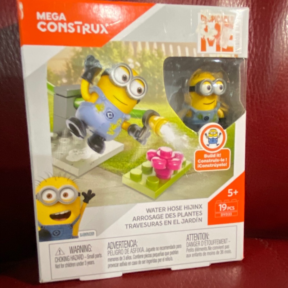 Despicable ME Water Hose Hijinx